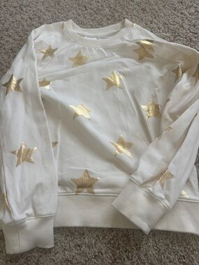 Hanna Andersson Cream Pullover with Gold Logo Detail